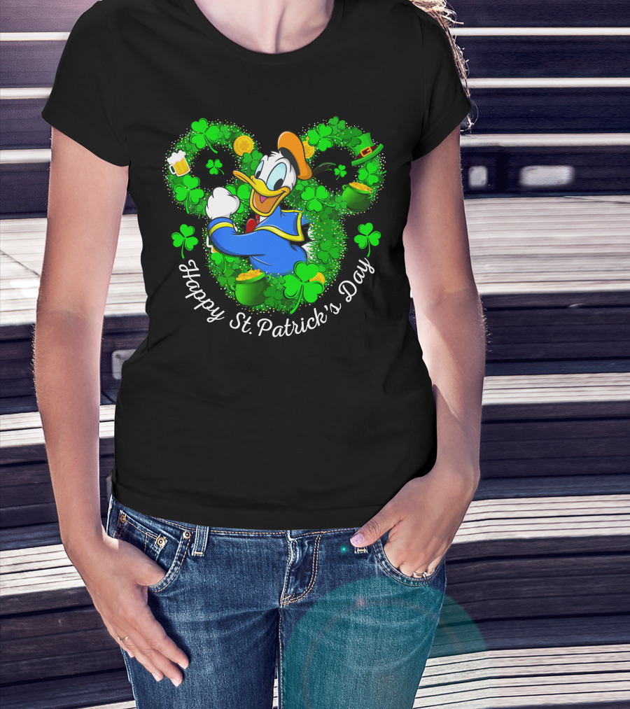 Happy St. Patrick's Day Donald Duck Shamrocks And Gold T-Shirt