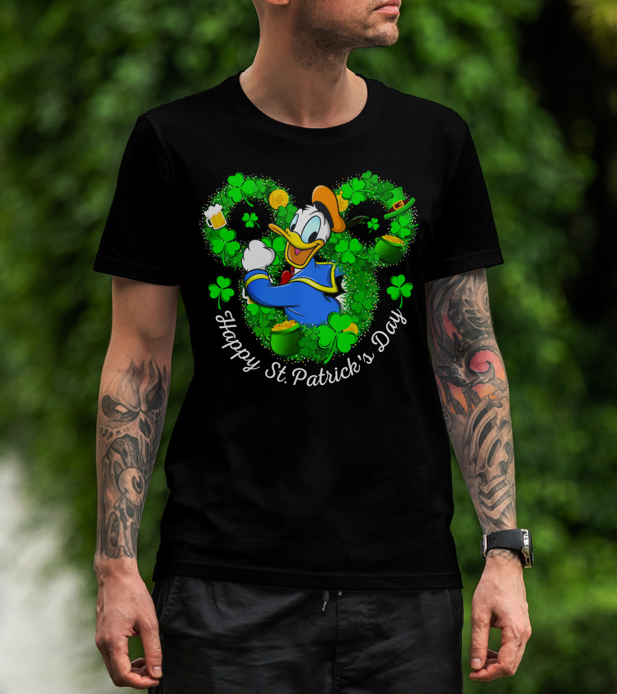 Happy St. Patrick's Day Donald Duck Shamrocks And Gold T-Shirt