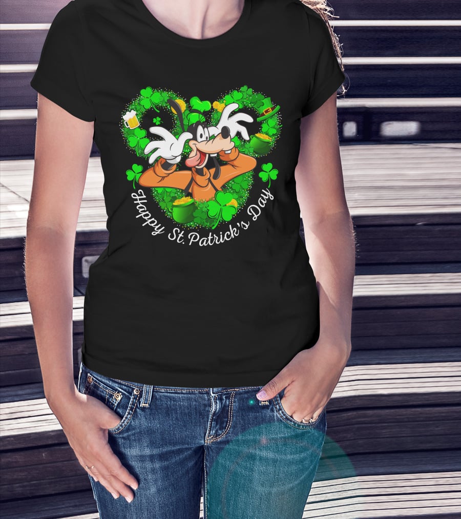 Goofy Happy St. Patrick's Day Shamrock Beer Mug Pot Of Gold T-Shirt