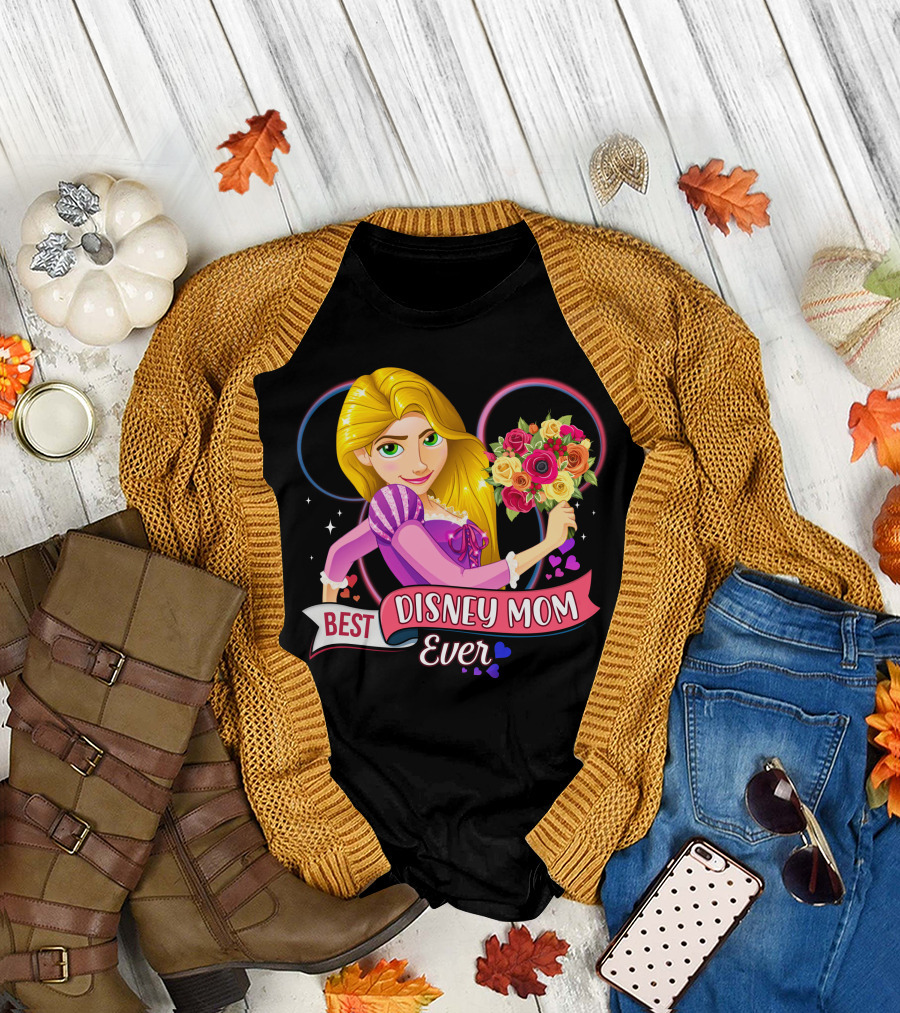 Best Disney Mom Ever Disney Rapunzel Holding Bouquet T-Shirt