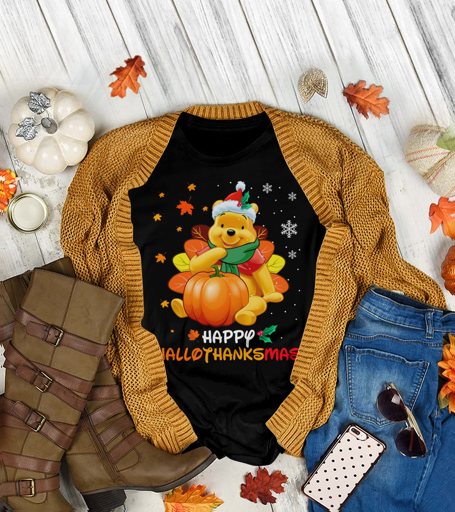Happy Hallothanksmas Pooh Pumpkin Santa Hat Snowflakes T-Shirt