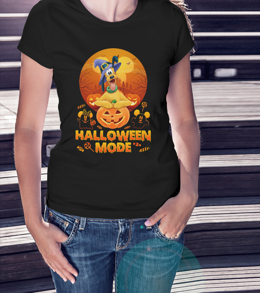 Pluto Halloween Mode With Witch Hat And Pumpkin Decorations T-Shirt