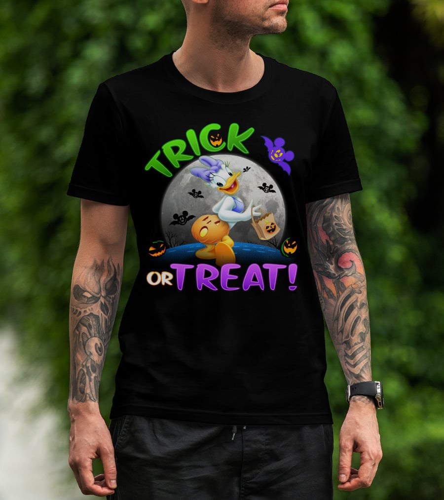 Trick Or Treat Daisy Duck Halloween Moon Bat Pumpkins T-Shirt