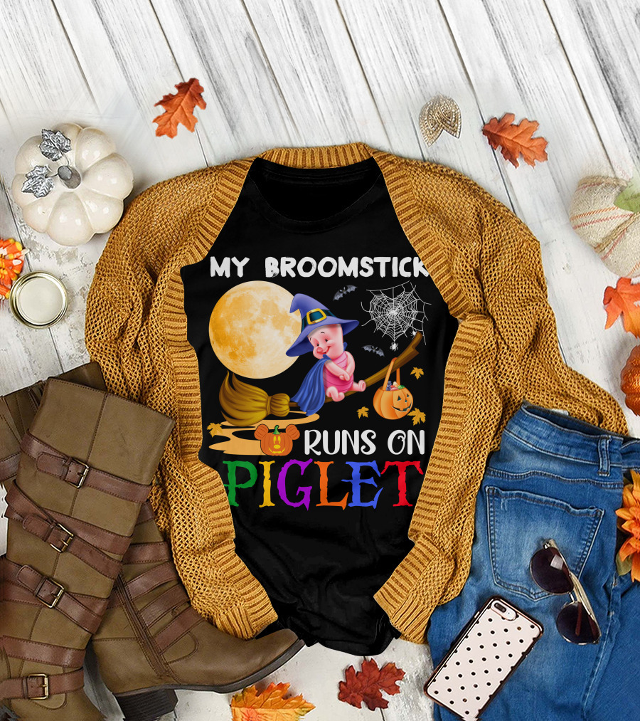 My Broomstick Runs On Piglet Halloween Wizard Moon Pumpkin T-Shirt