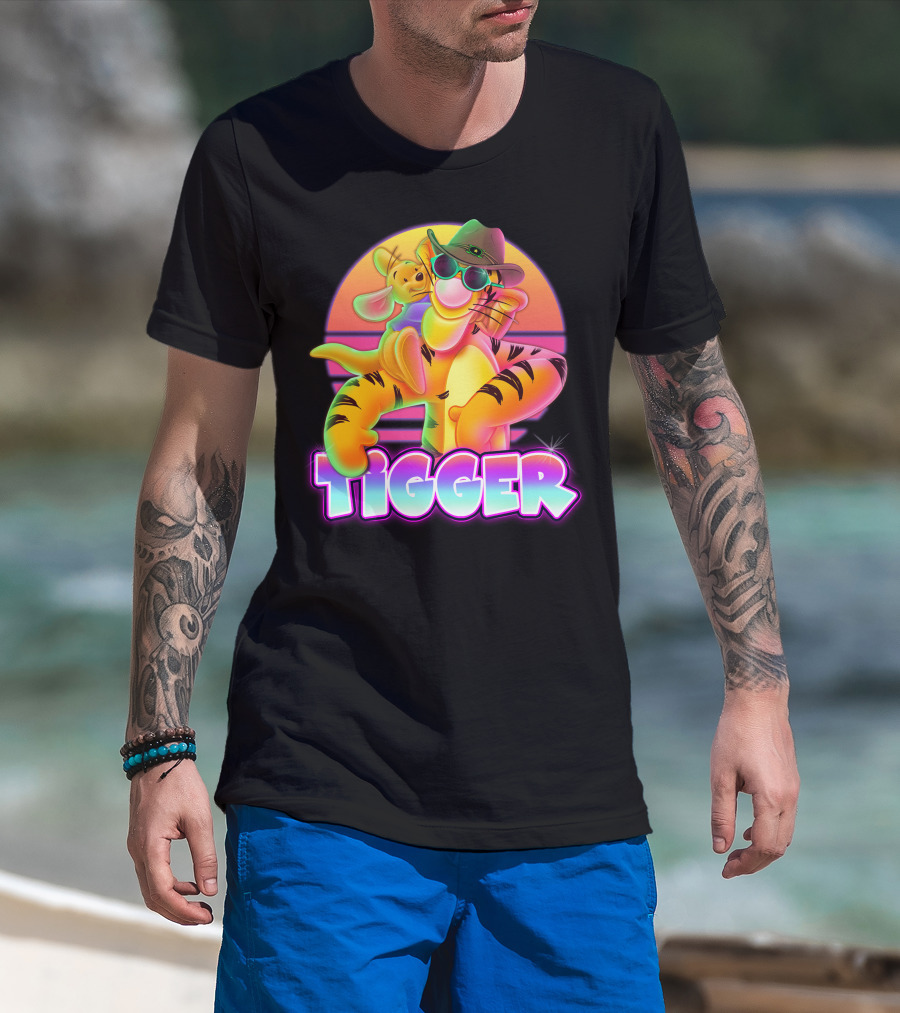 Tigger Retro Sunset Style With Piglet And Cool Hat T-Shirt