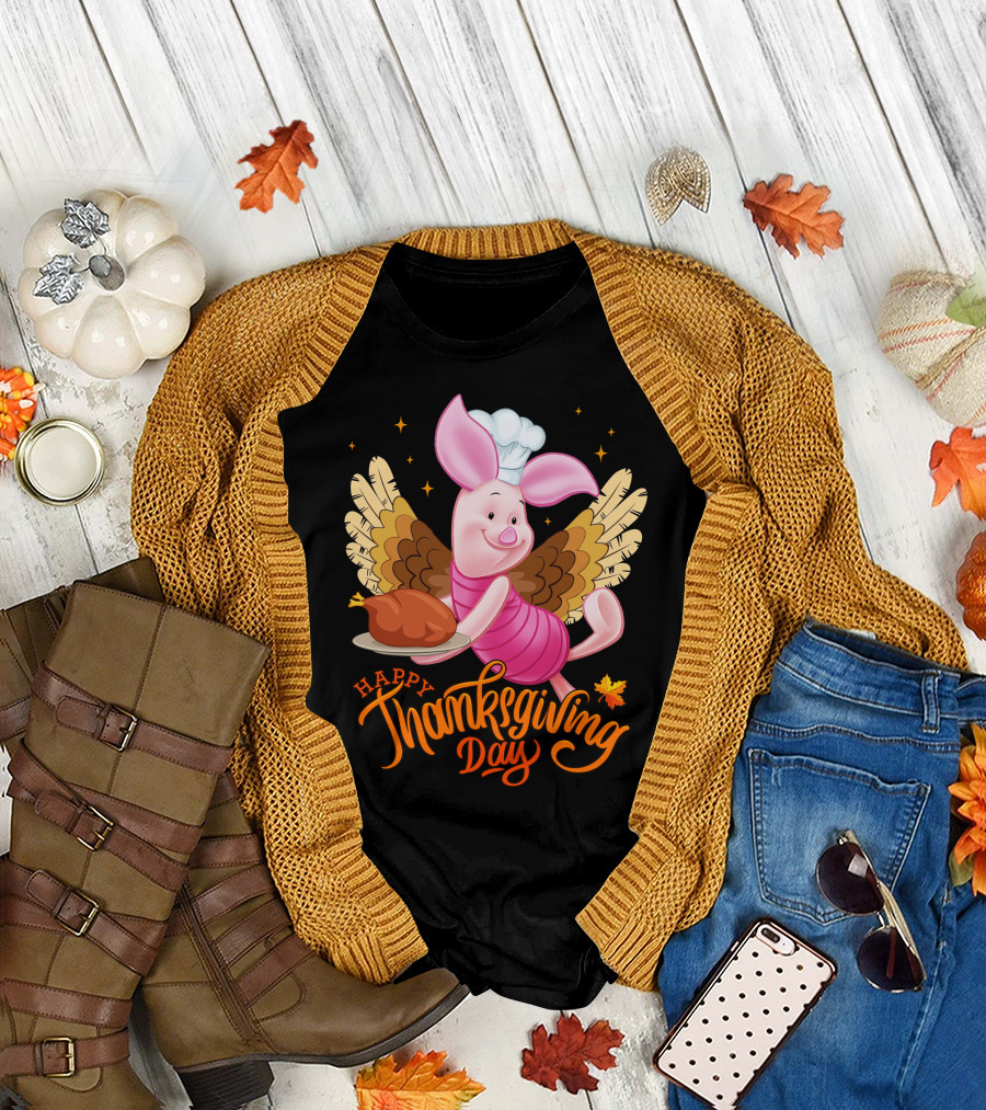 Happy Thanksgiving Day Piglet Chef With Turkey And Wings T-Shirt