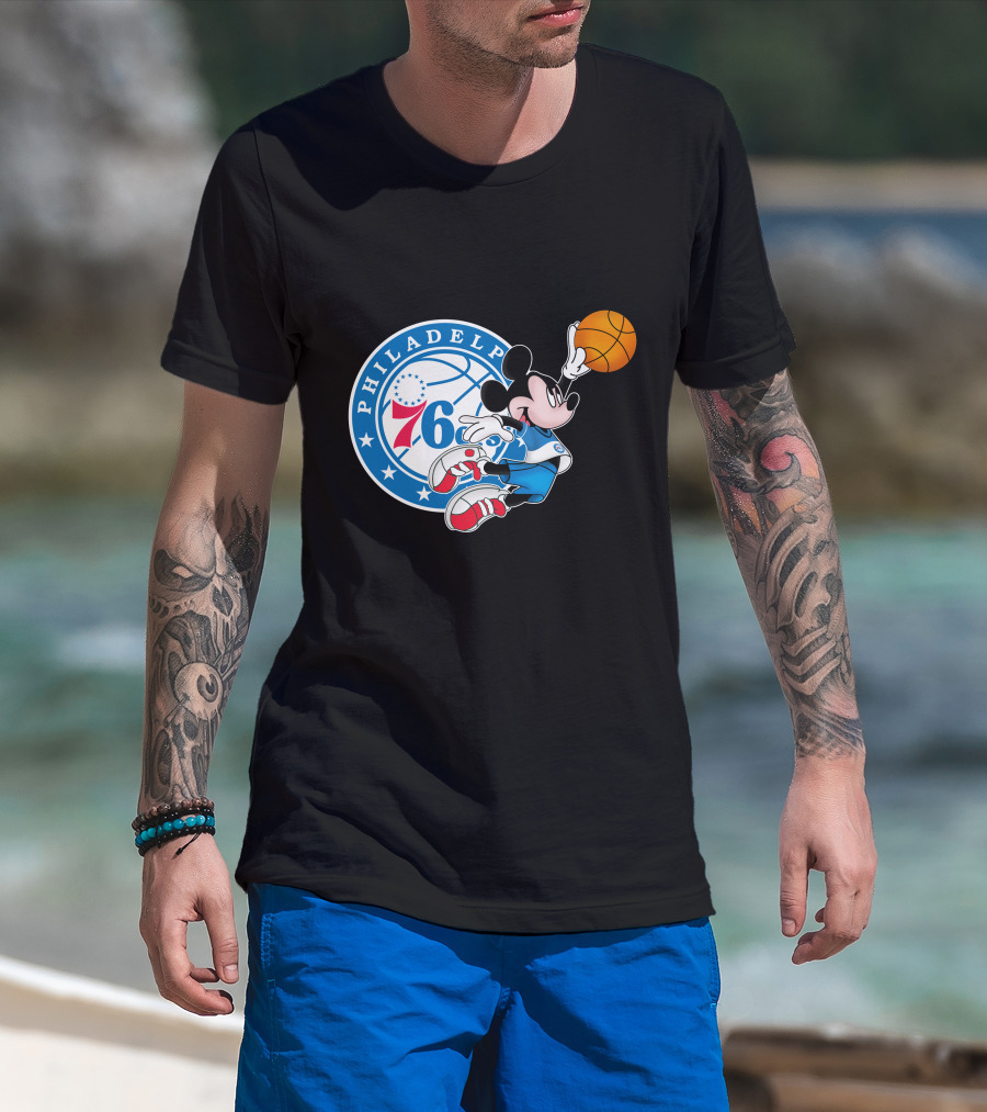 Philadelphia 76ers Mickey Basketball Dunk T-Shirt