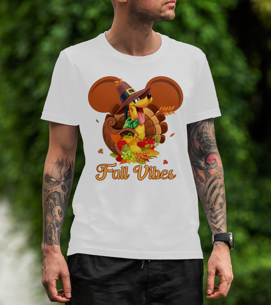 Pluto Fall Vibes Thanksgiving Cornucopia And Autumn Leaves T-Shirt