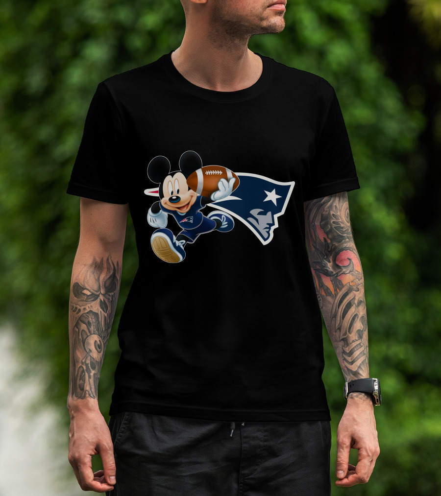 Mickey Mouse New England Patriots Football Character T-Shirt