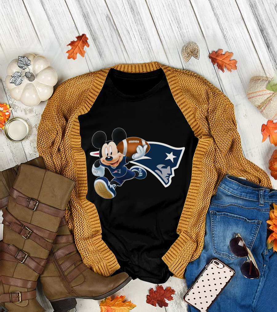 Mickey Mouse New England Patriots Football Character T-Shirt