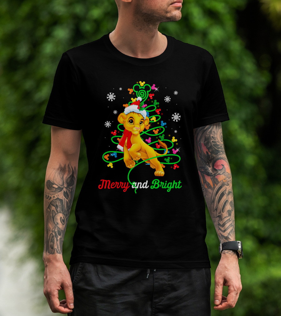 Merry And Bright Simba Christmas Snowflakes Santa Hat T-Shirt