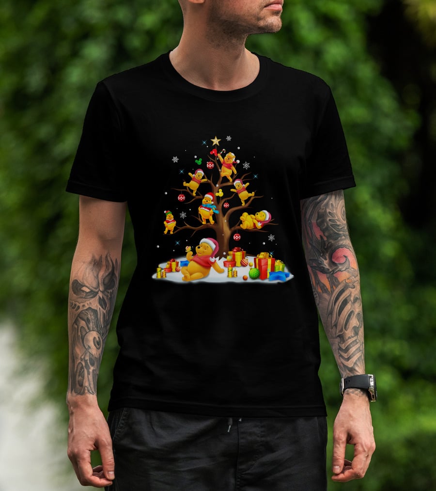 Pooh Bear Christmas Tree With Santa Hat And Presents T-Shirt