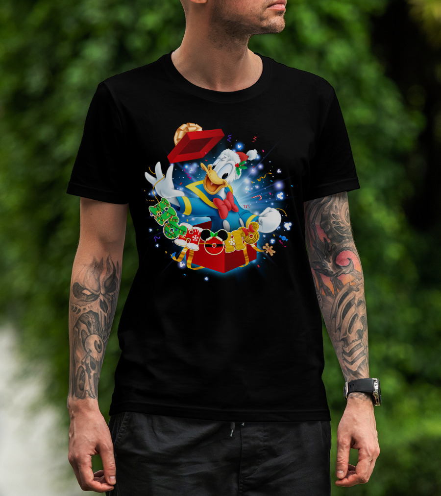 Donald Duck Christmas Magic Holiday Surprise T-Shirt