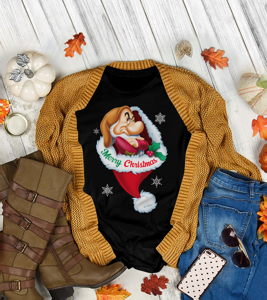 Grumpy Merry Christmas Santa Hat And Snowflakes T-Shirt