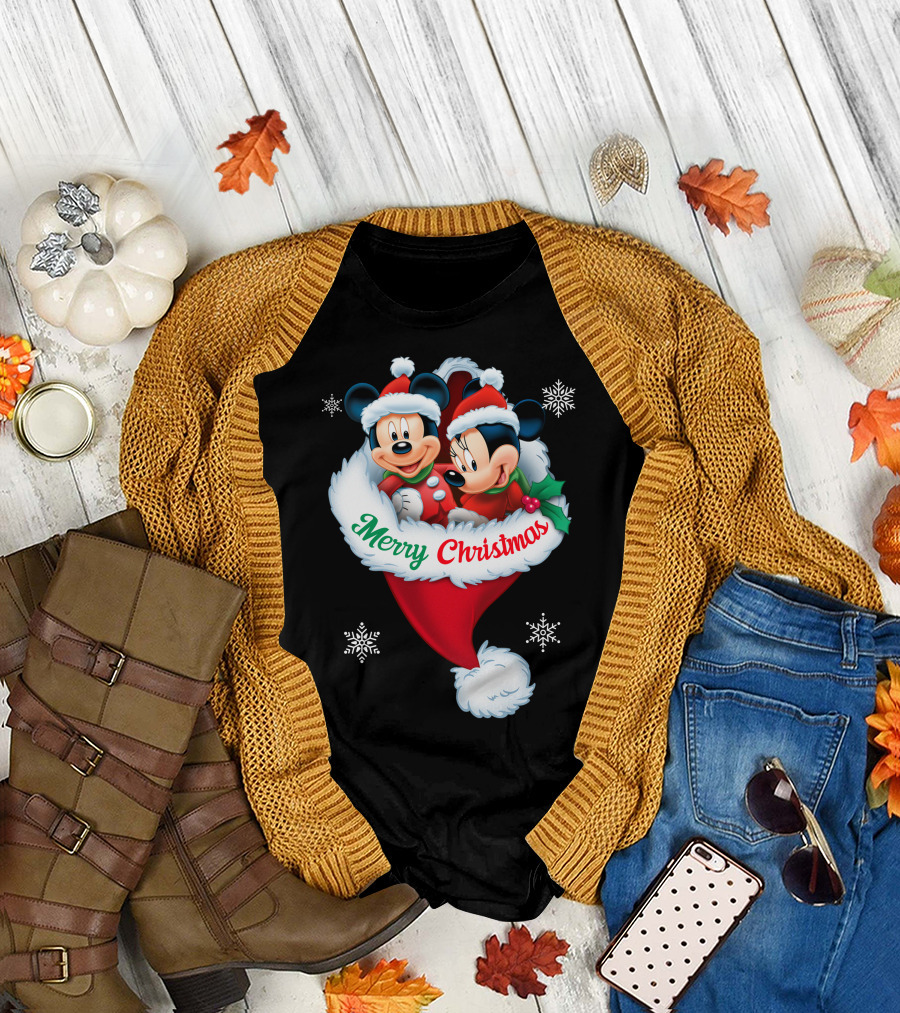 Merry Christmas Mickey Minnie Santa Hat Snowflakes T-Shirt