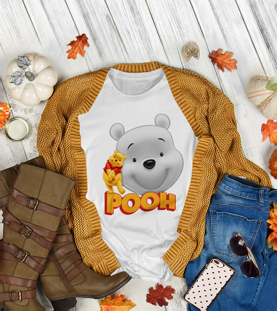 Winnie The Pooh Bear Cute And Cuddly Icon T-Shirt