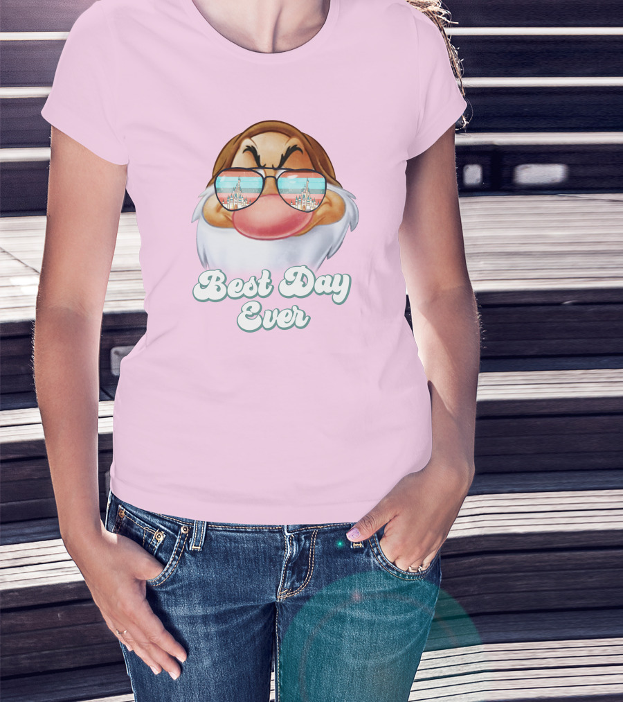Best Day Ever Grumpy Dwarf Sunglasses Castle Scene T-Shirt