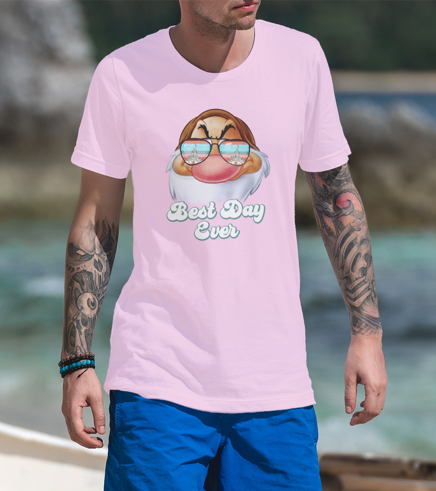 Best Day Ever Grumpy Dwarf Sunglasses Castle Scene T-Shirt