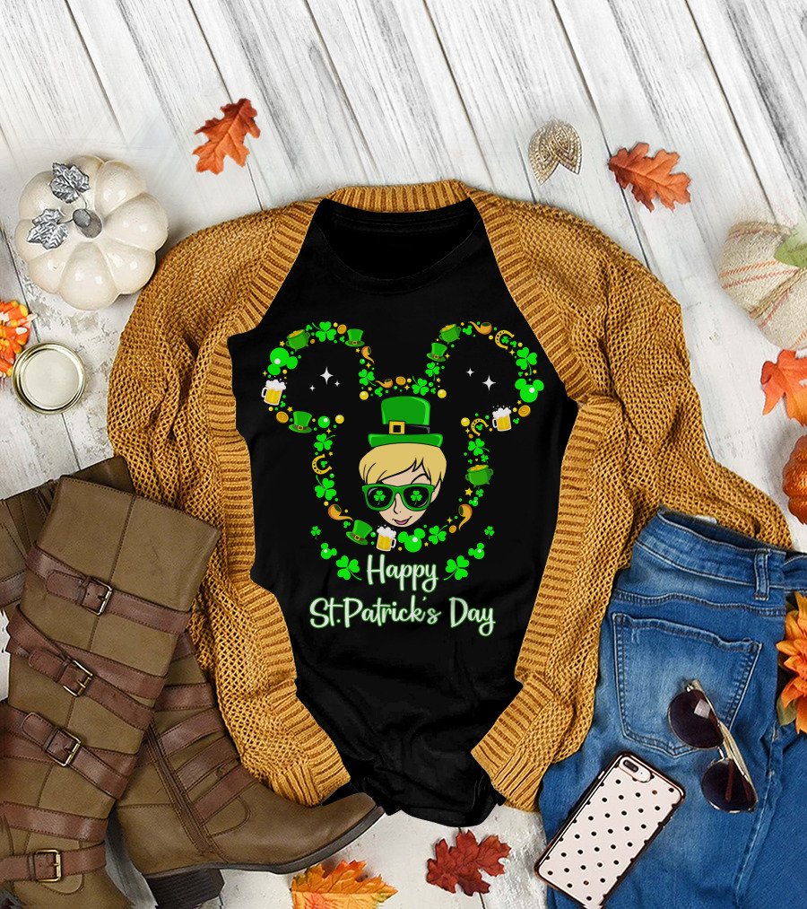 Happy St. Patrick's Day Tinkerbell In Green Hat With Shamrocks And Beers T-Shirt
