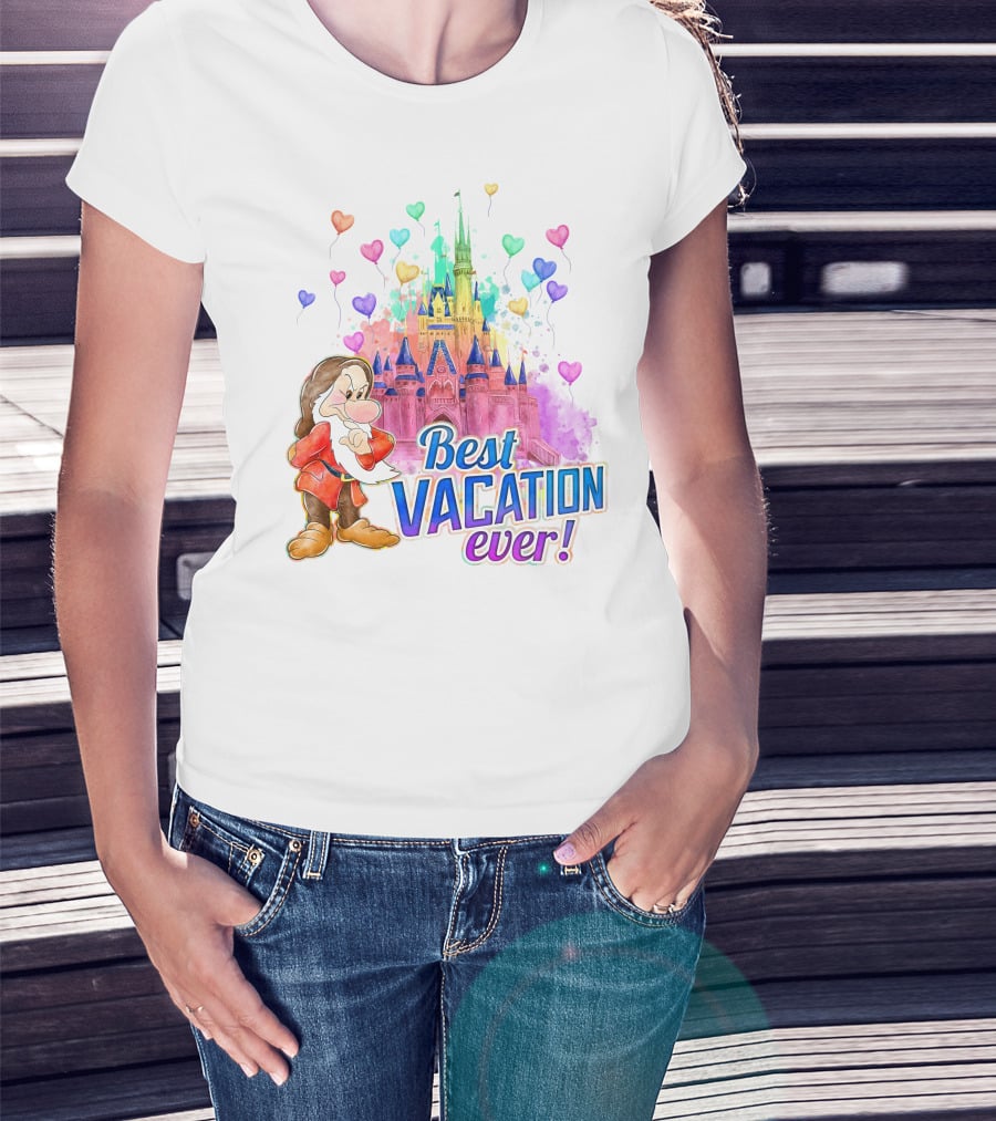 Best Vacation Ever Grumpy Castle Balloons T-Shirt
