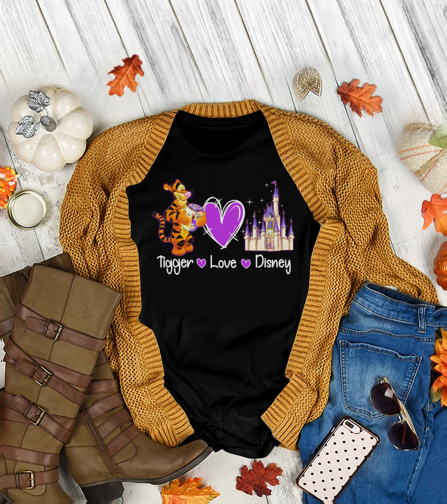 Tigger Love Disney Castle T-Shirt