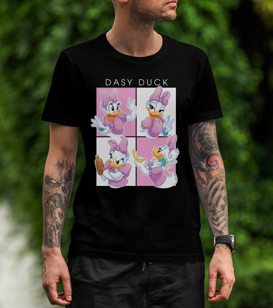 Daisy Duck Four Expressions Pink Outfit Series T-Shirt