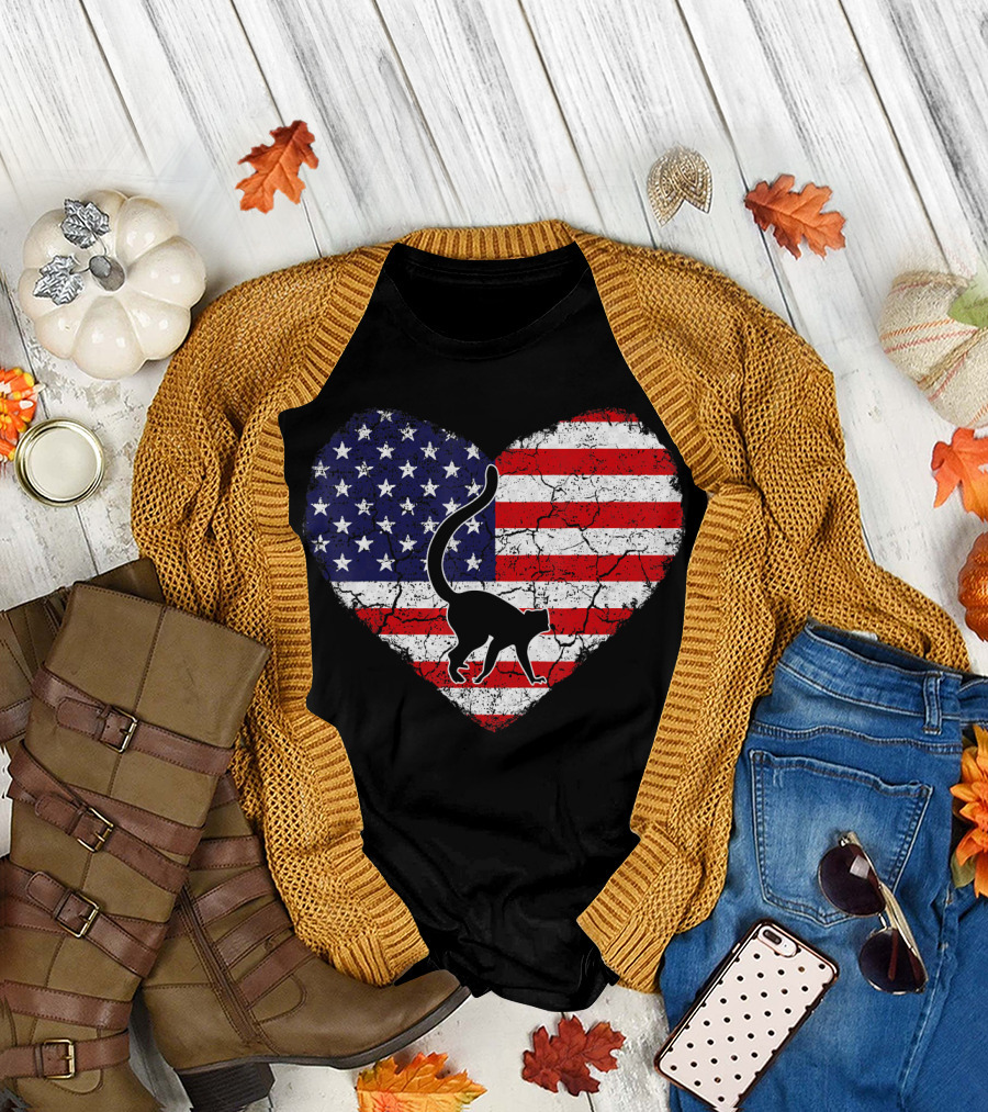 Lemur Heart Vintage American Flag Love T-Shirt