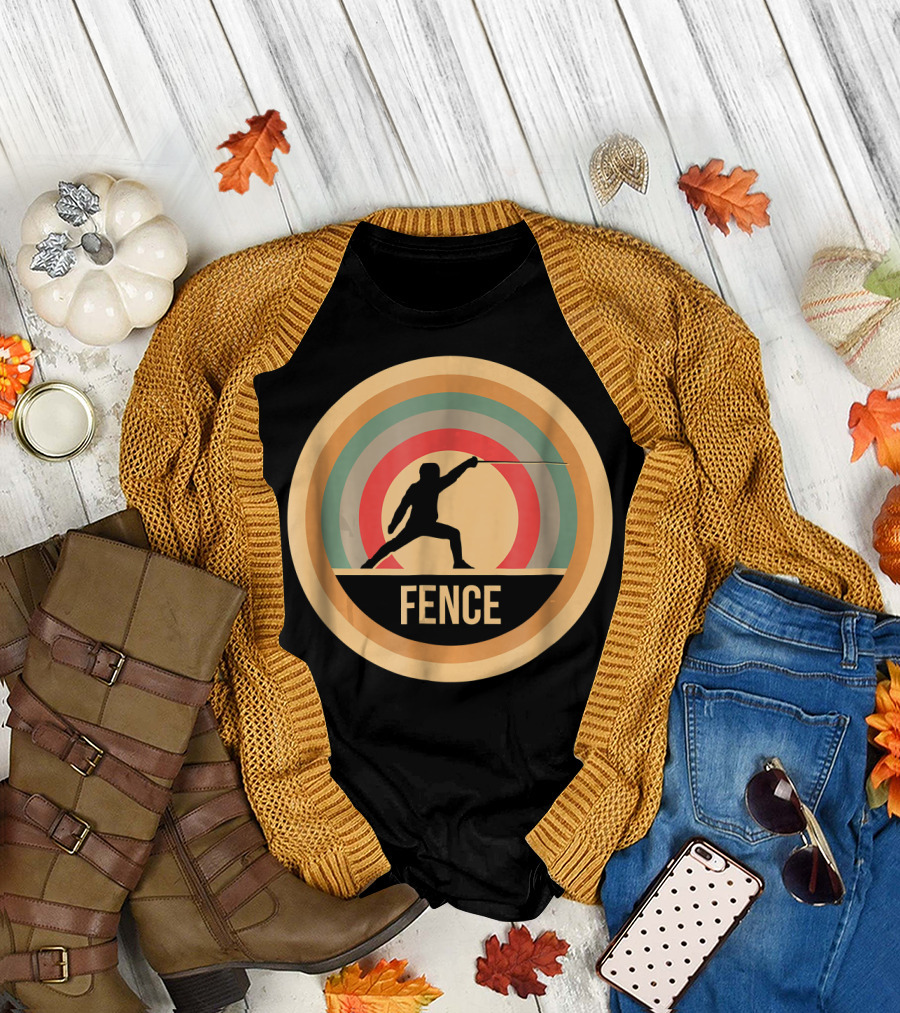 Retro Vintage Fencing Silhouette Circle Design for Fencers T-Shirt