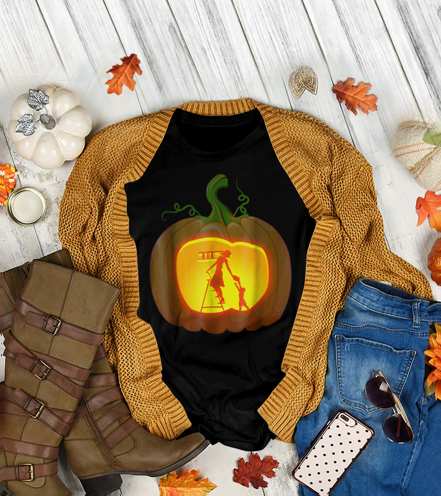School Librarian Pumpkin Book Lover Twilight Scene T-Shirt