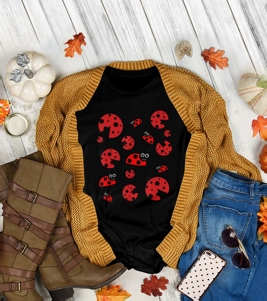 Adorable Ladybugs Pattern With Cute Cartoon T-Shirt