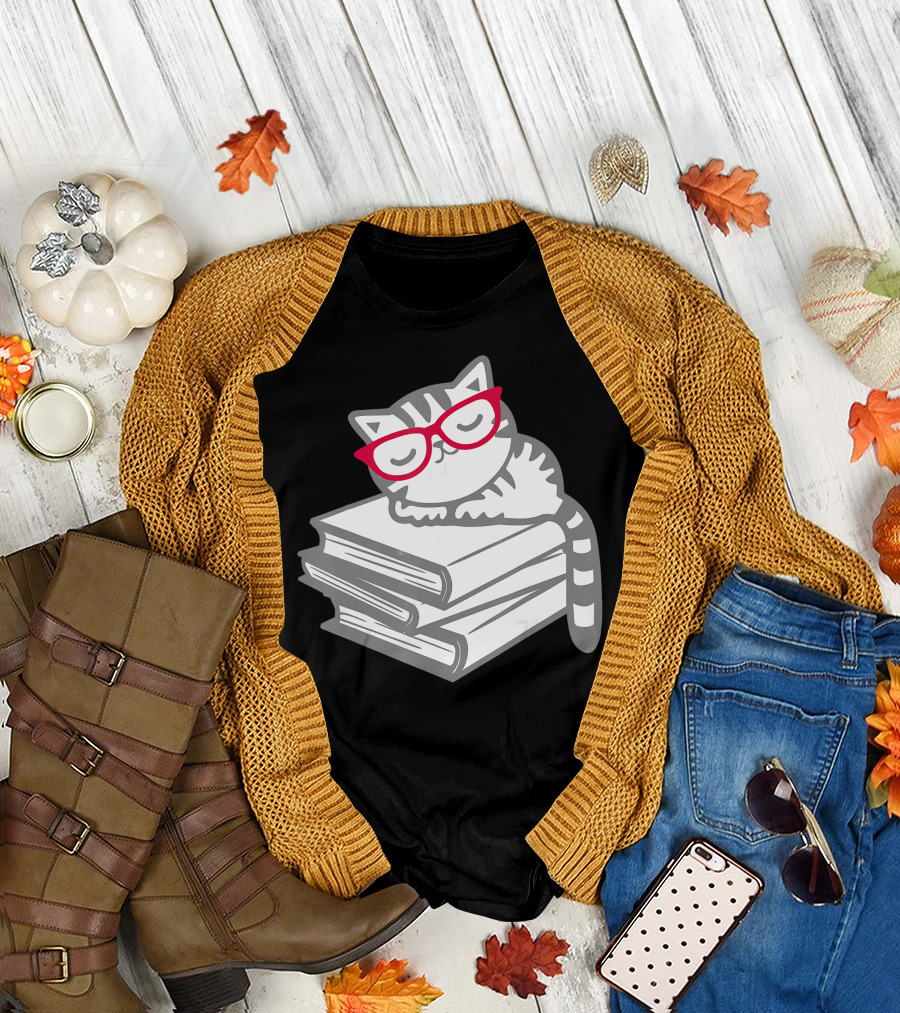 Cat Nerd Reader with Glasses Cute Geek on Books T-Shirt