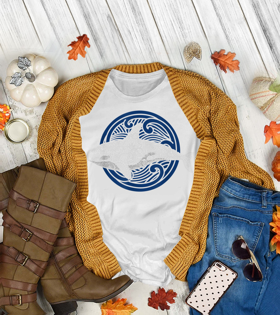Killer Whale Ocean Waves Orca T-Shirt