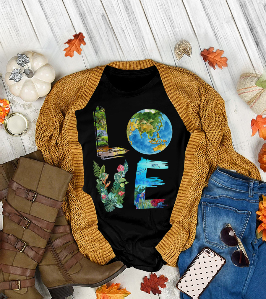 Love The Earth Kids Teacher Earth Day Everyday Environment Nature-Inspired Earth Elements T-Shirt