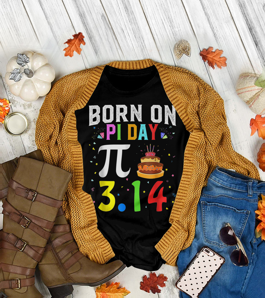 Born on Pi Day 3.14 March Birthday Celebration with Cake and Confetti T-Shirt