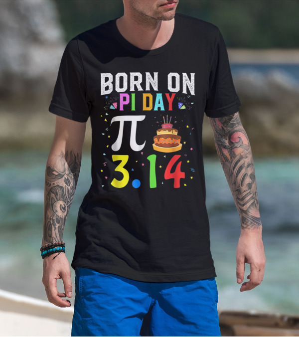 Born On Pi Day 3.14 March Birthday Celebration With Cake And Confetti T-Shirt