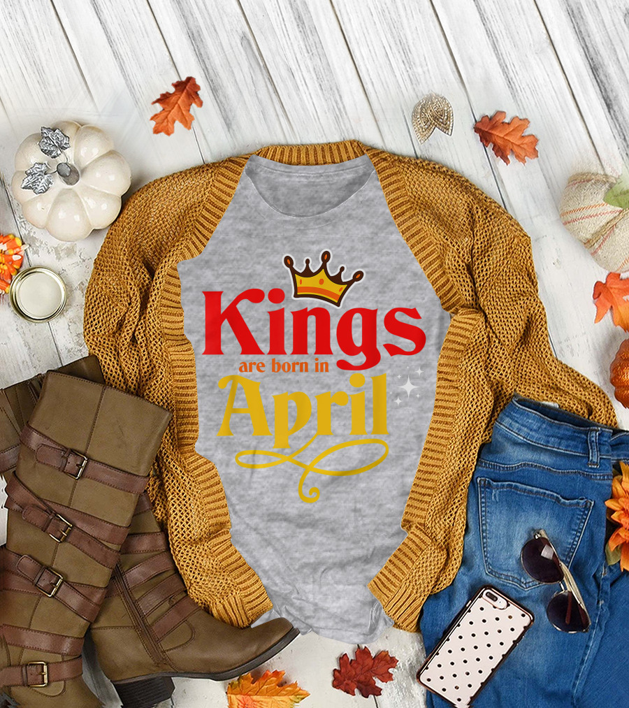 Kings Are Born in April Crown Sparkle T-Shirt