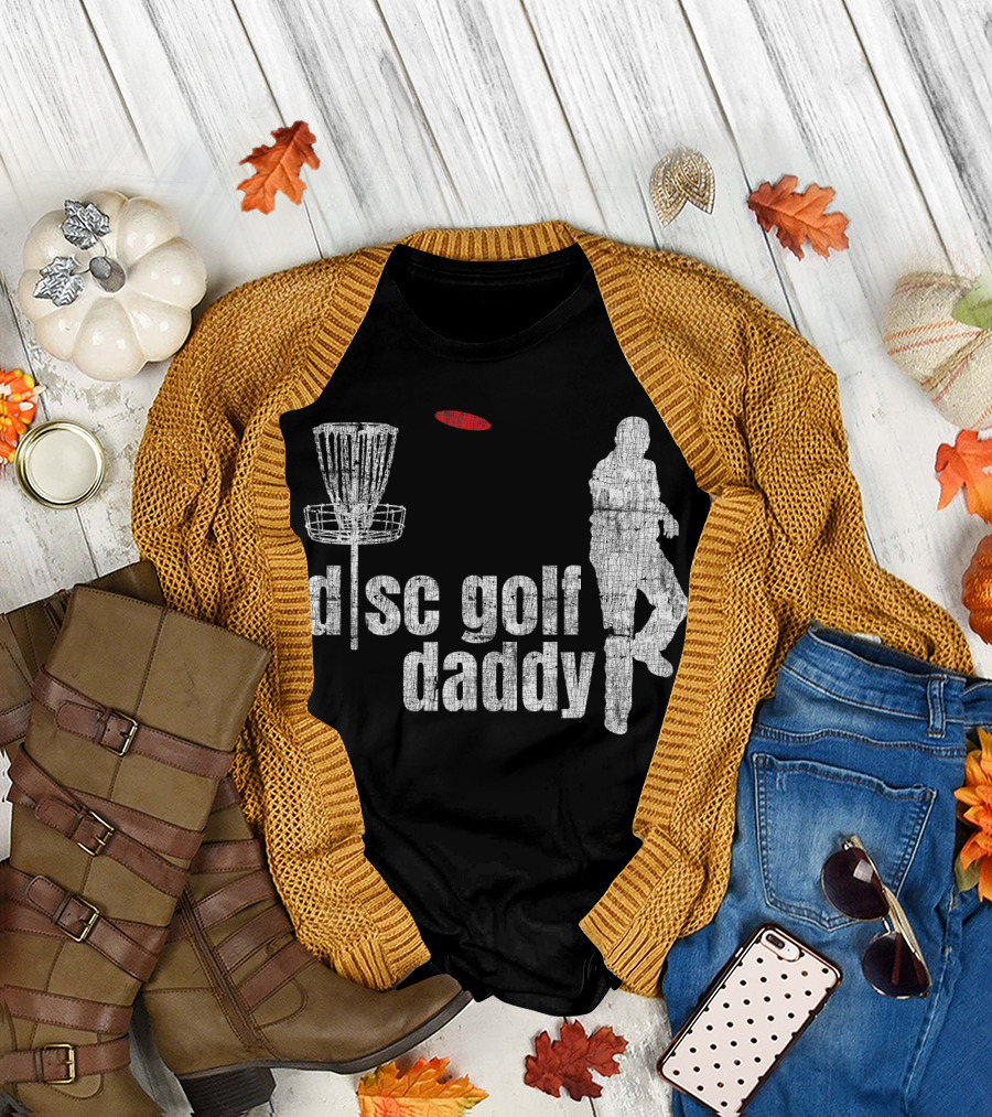 Disc Golf Daddy Frolf Player with Basket and Red Disc T-Shirt