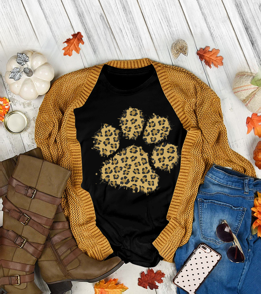 Cute Leopard Print Big Cat Paw T-Shirt