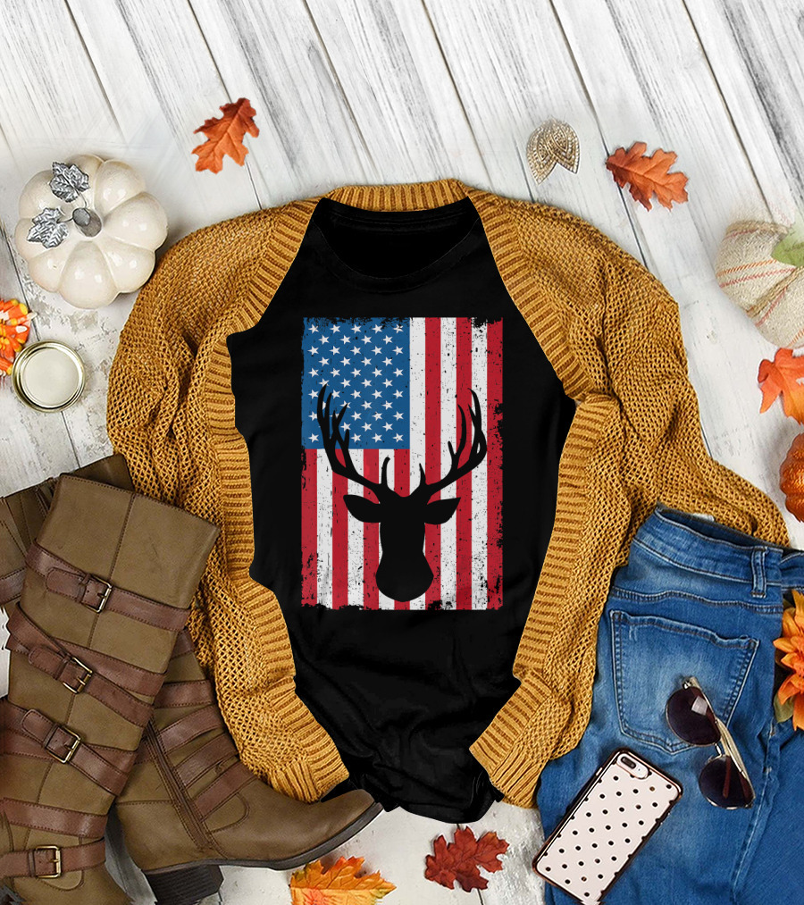 Fourth of July Patriotic Deer Hunting American Flag T-Shirt