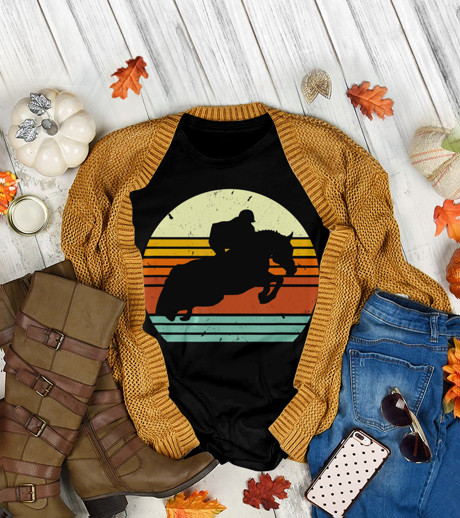 Horse Show Jumping Vintage Equestrian Silhouette Retro Sunset Stripes T-Shirt