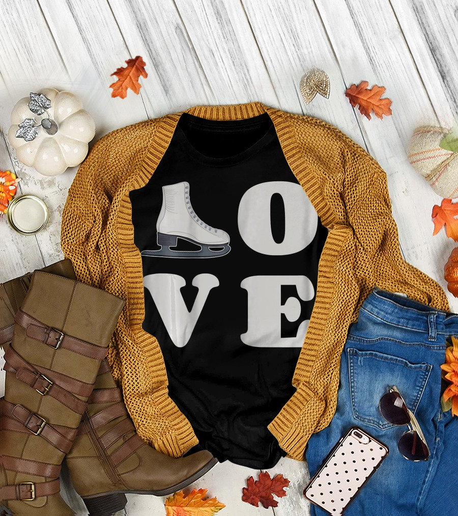 LOVE Ice Skating Ice Skater Figu T-Shirt