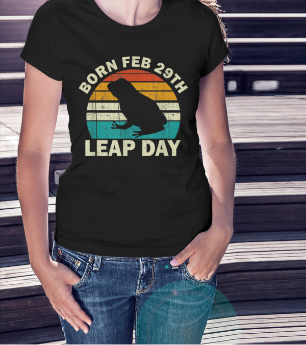 Born Feb 29th Leap Day Frog Vintage Retro Stripe T-Shirt