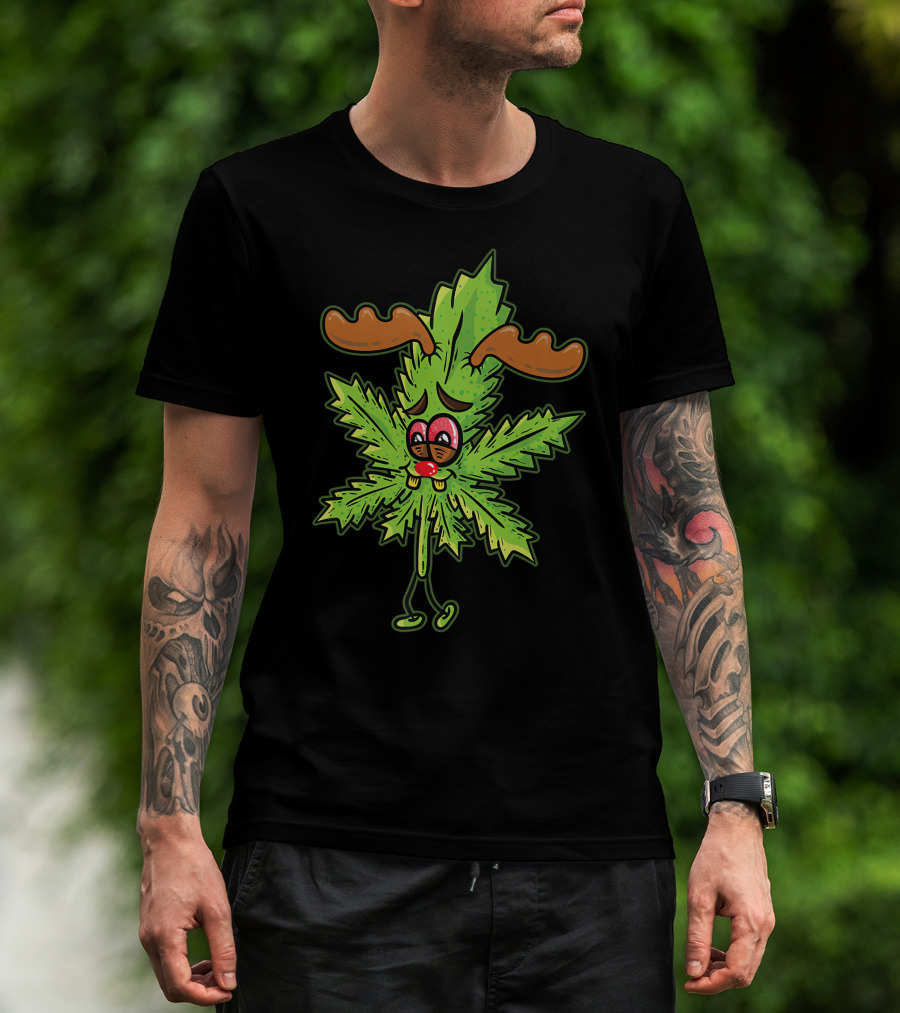 Cannabis Leaf Stoned Reindeer Weed Smoking Rudolph Marijuana Leaf Antlers T-Shirt