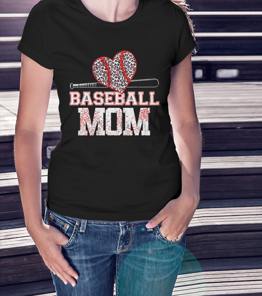 Baseball Mom Heart Leopard Print T-Shirt