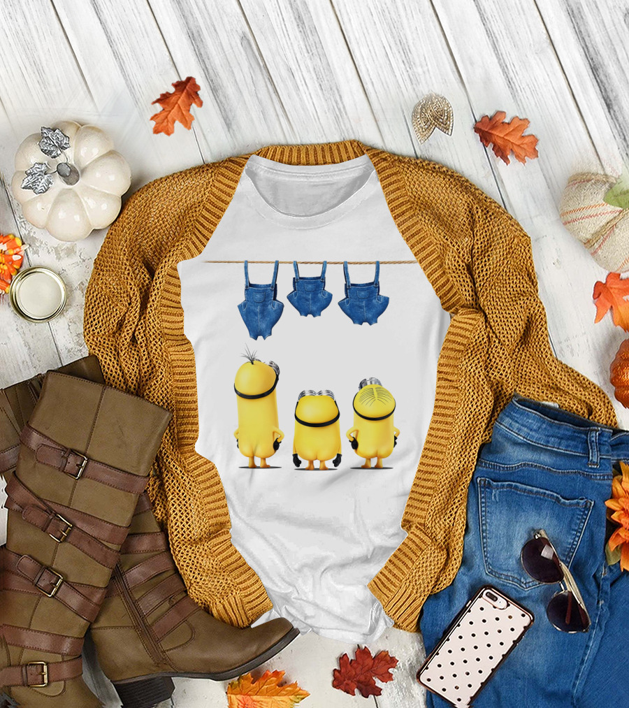 Minions Overalls Laundry Scene Despicable Me Fans T-Shirt