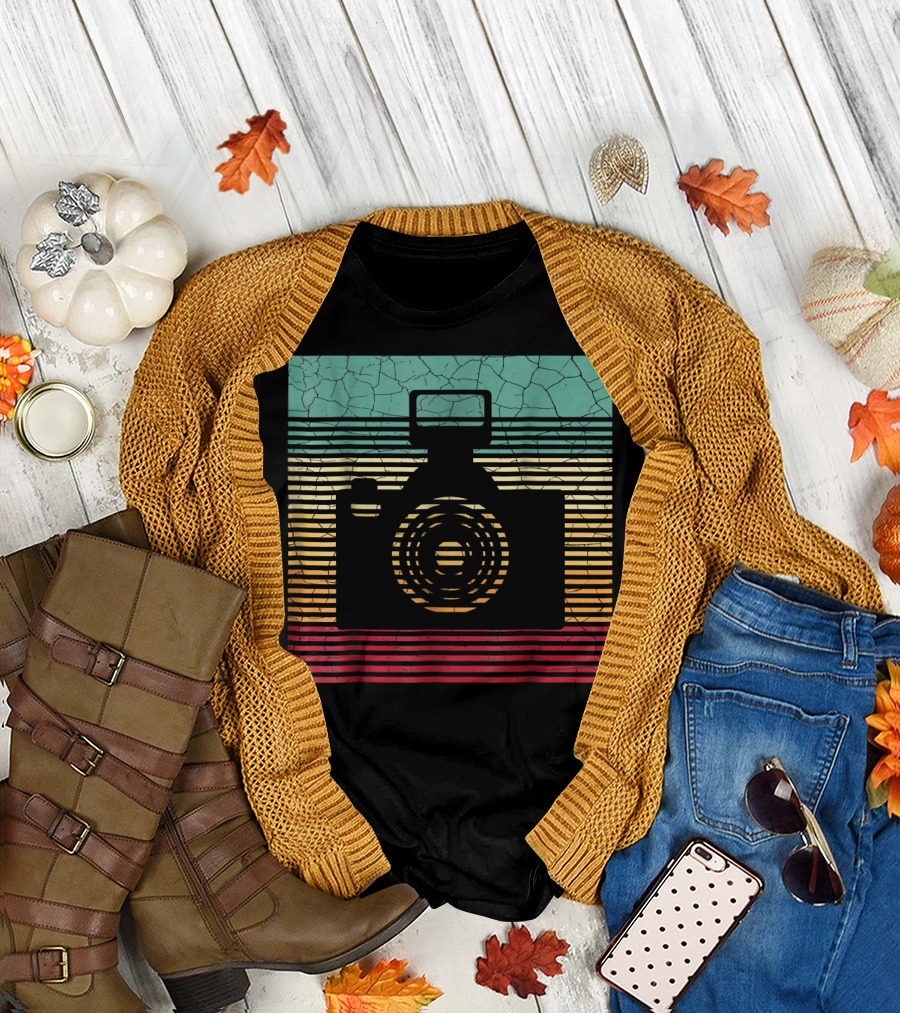Vintage Camera Photography Retro Stripes T-Shirt