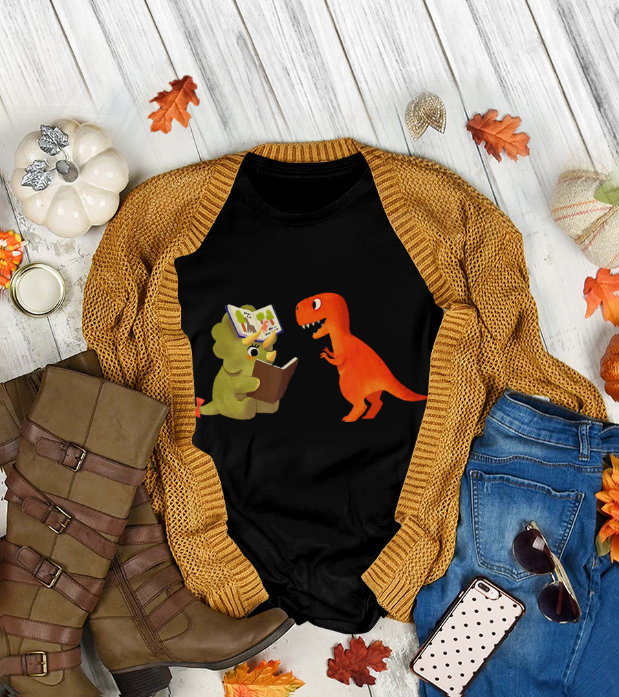 Cute Dinosaurs Reading a Book Together T-Shirt