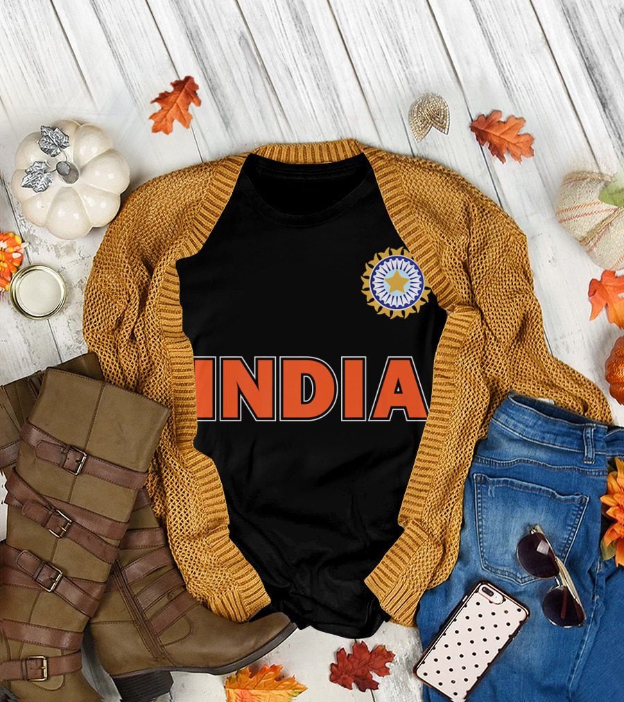 INDIA Independence Day 15 August Ind Cricket Emblem Badge T-Shirt