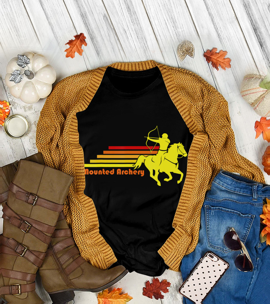 Mounted Archery Retro Equestrian Horseback Archery Vintage Sunset Rider T-Shirt