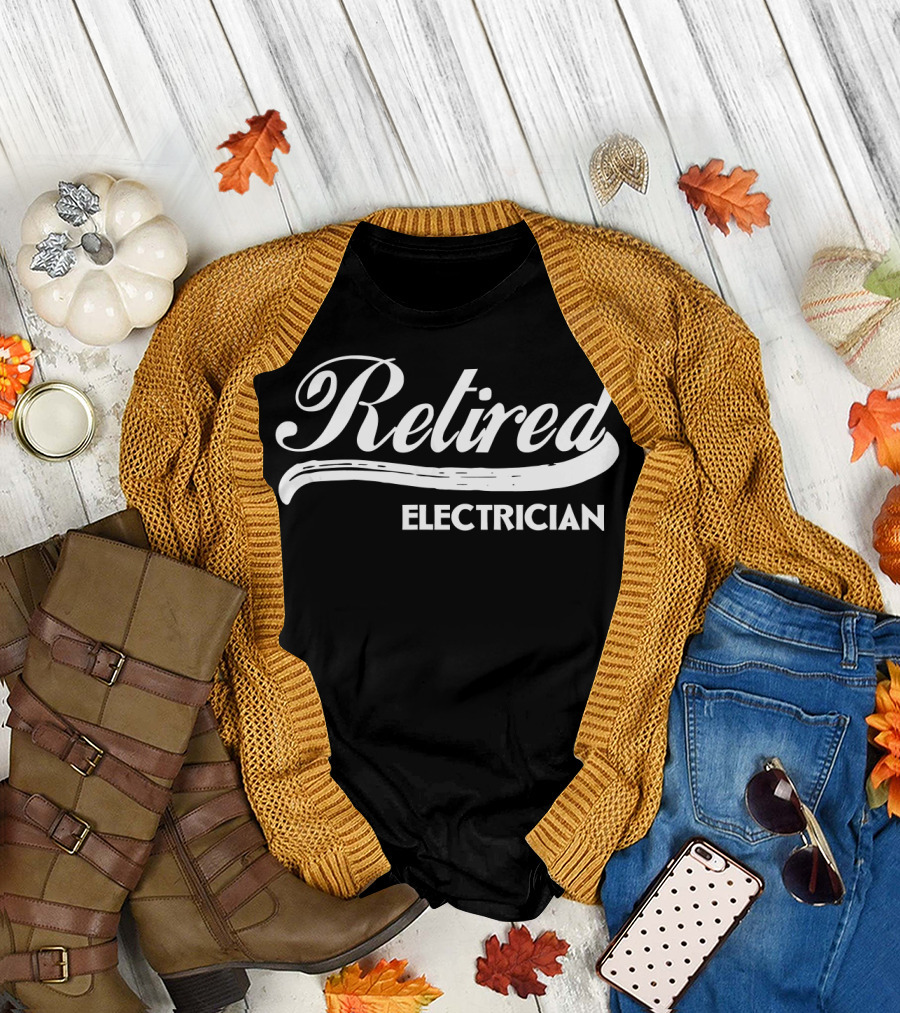 Retired Electrician Retirement Party Humor T-Shirt